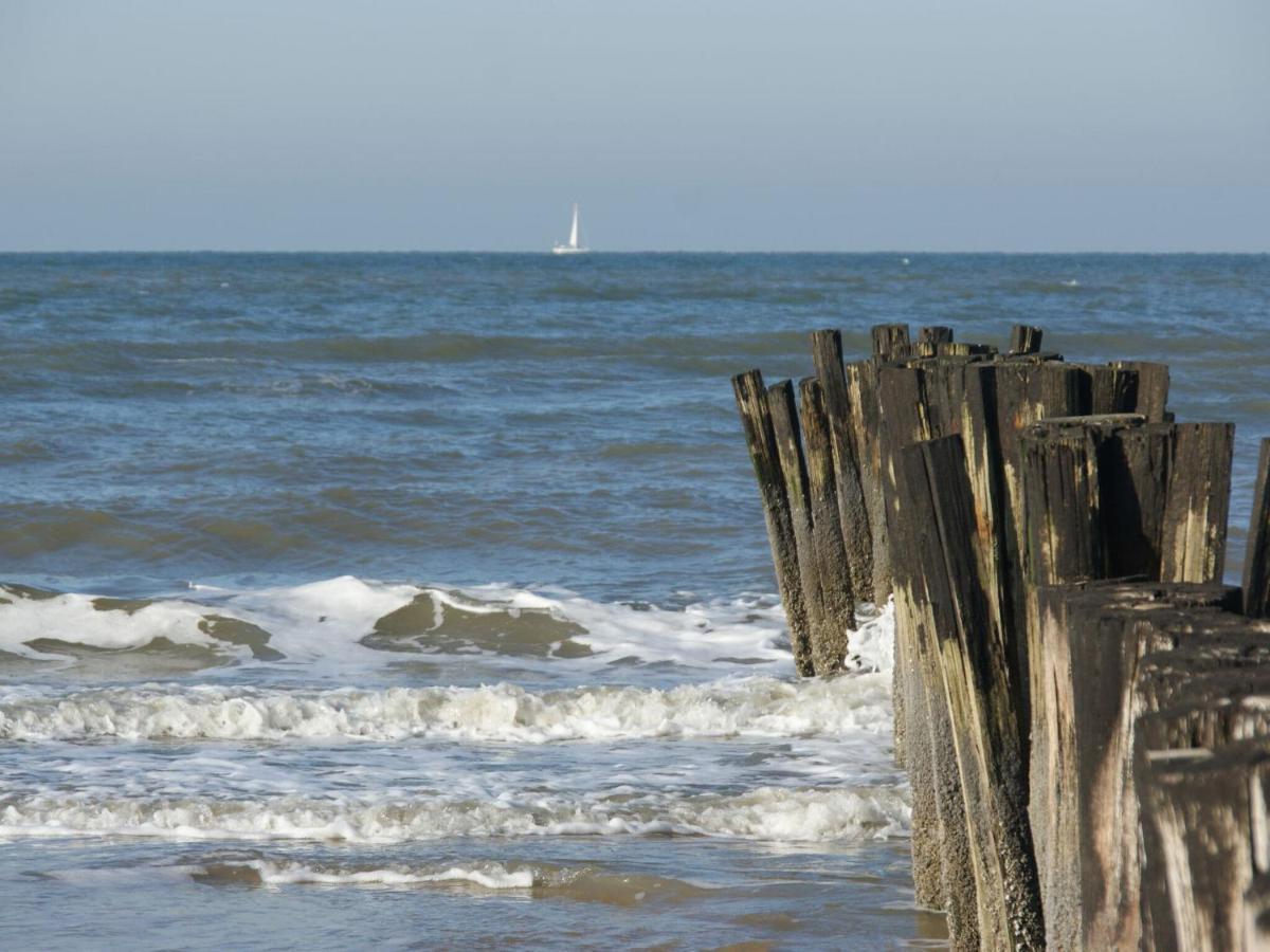 Romantic Holiday Home In Schoorl Near The Sea エクステリア 写真
